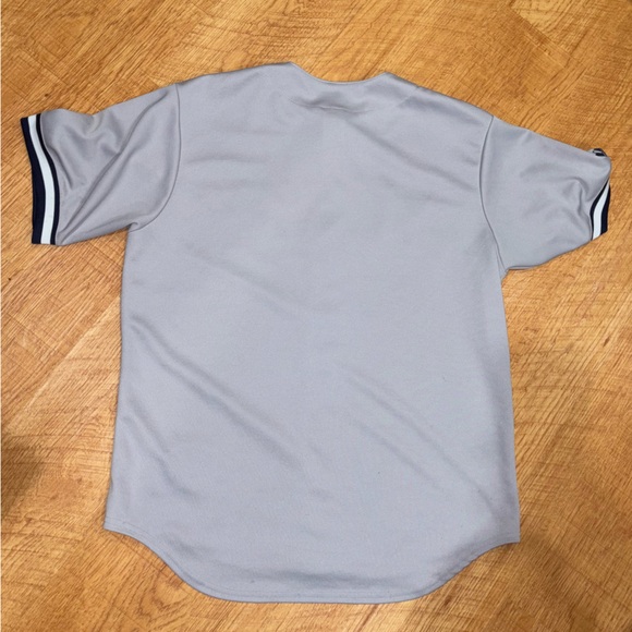 Men’s Authentic MLB Yankees Jersey - Picture 2 of 4